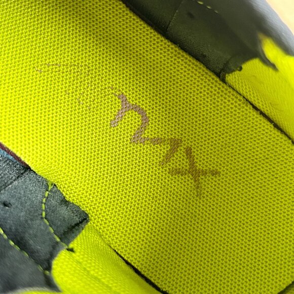 Nike Air Max 270 Pink Rise Athletic Shoes Womens 9.5 Black Pink Yellow Low Top - Picture 8 of 10